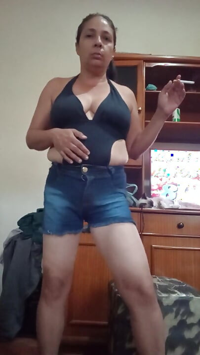 Gozando na cadeira