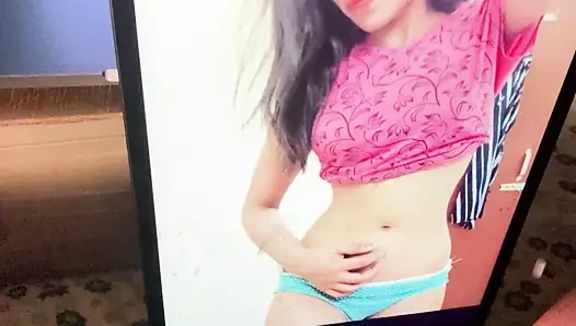 Desi Felings'e övgü