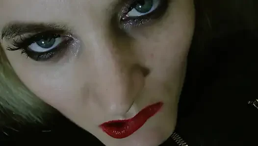 Оргазмическая скачка Xenia