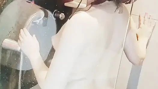 Cewek latina tubuh aduhai lagi joget seksi