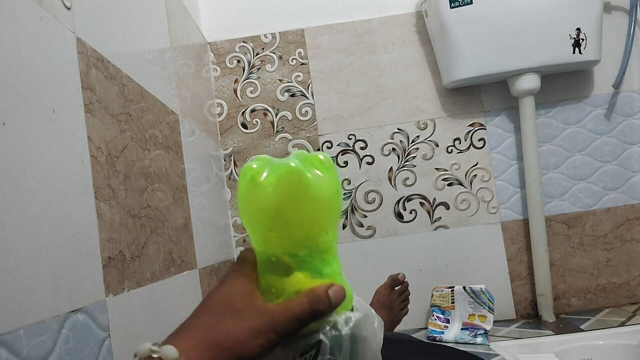 Hung stepdad seduce handjob him in bedroom  AI Notice this week now video