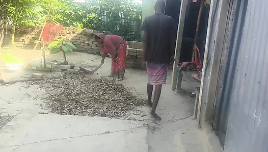 Desi housewife ki outdoor chudai ki