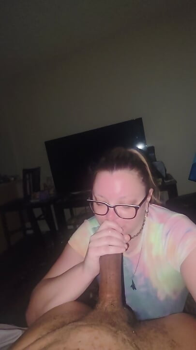Snow bunny worships his big black cock
