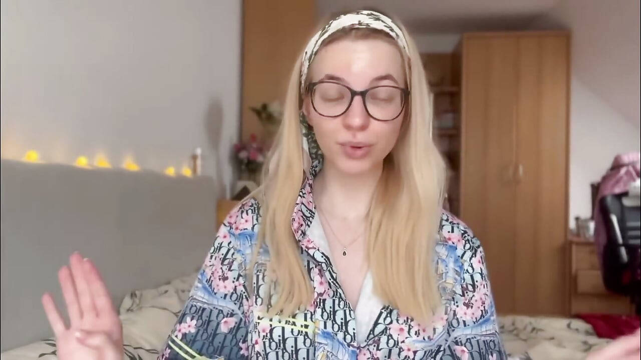 Paypig Living on $30 a Month After I Rinsed Him Dry
