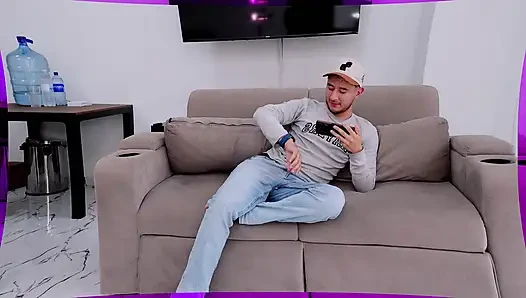 I FULFILL MY FANTASY OF FUCKING MY STEPSISTER AND GIVING HER PUSSY MY MILK