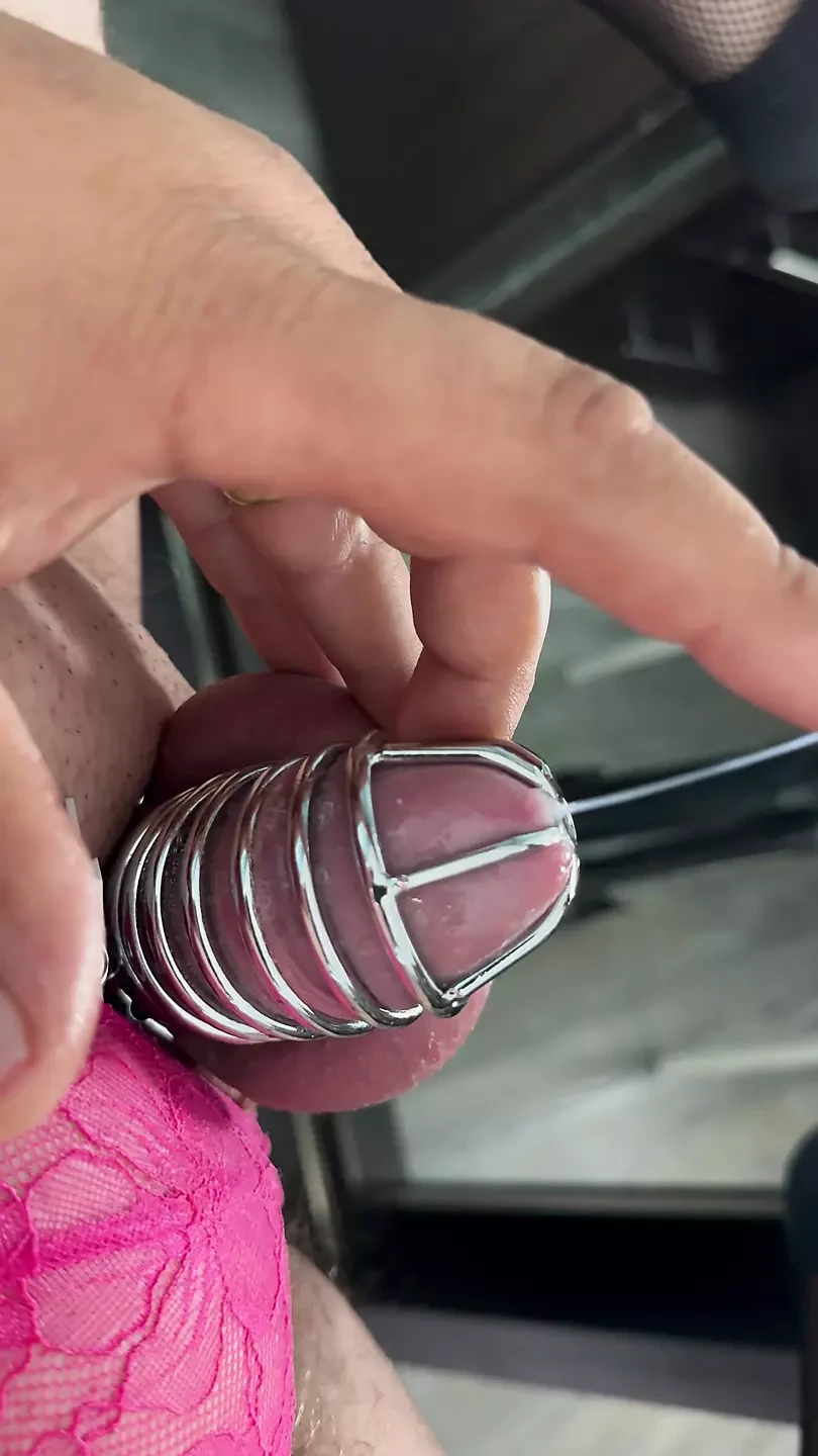 Bare-handed anal