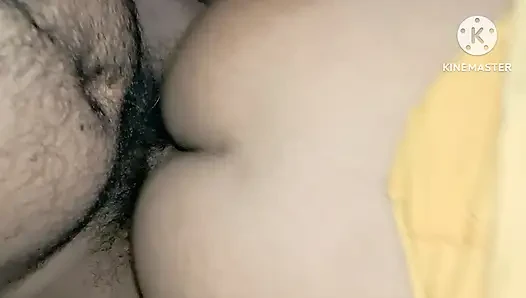 The sister-in-law's ass was inserted into the sister-in-law's ass.