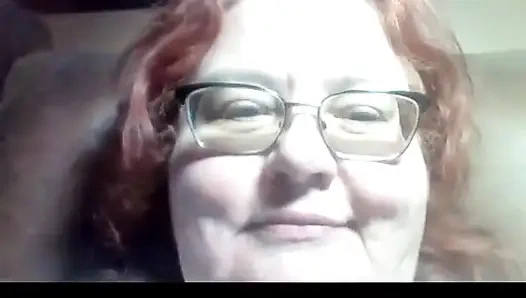 BBW gibt Ihnen Nahaufnahme ihrer nake Lippen und mund küssen und lecken ihre Lippen für sie, ein angeforderter Clip!