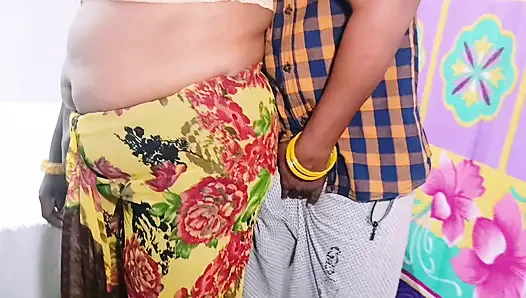 Дези Бхабхи трахает мужа. Телугу грязные разговоры.