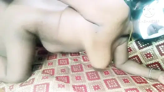 Stiefsohn erfüllt seine ganzen wünsche mit seiner verzauberten stiefmutter - volles erotisches lustvolles video mit tamil audio