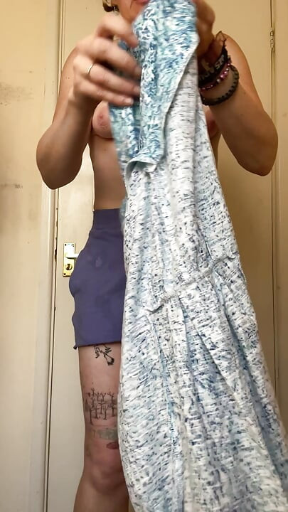 Sexy, Toned, Girl-next-door Is Like Goldilocks Trying on New Clothes!