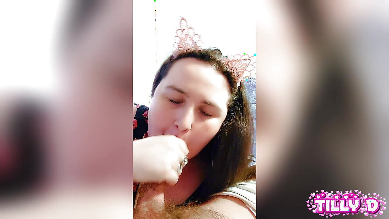 Kitty chce jej mleka "Obciąganie i wytryski"