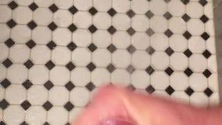 Schnelles Sperma unter der Dusche