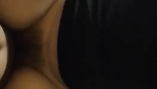 Güzel sevgilimi sikiyorum