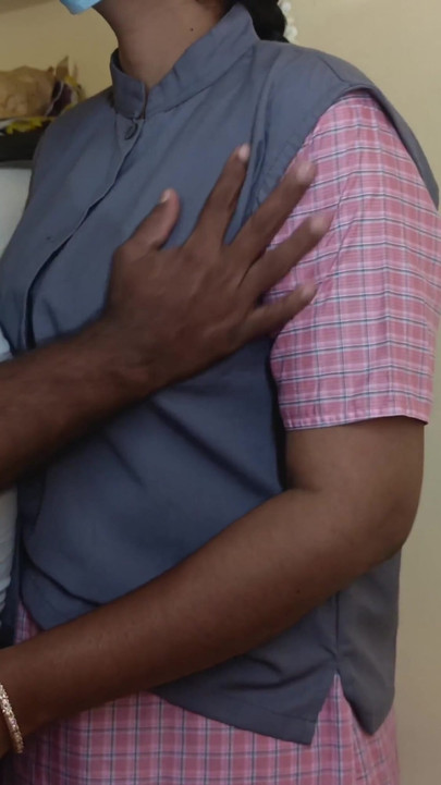 ชุดนักเรียนสาวทมิฬโรแมนติกและเย็ด คลิป 1