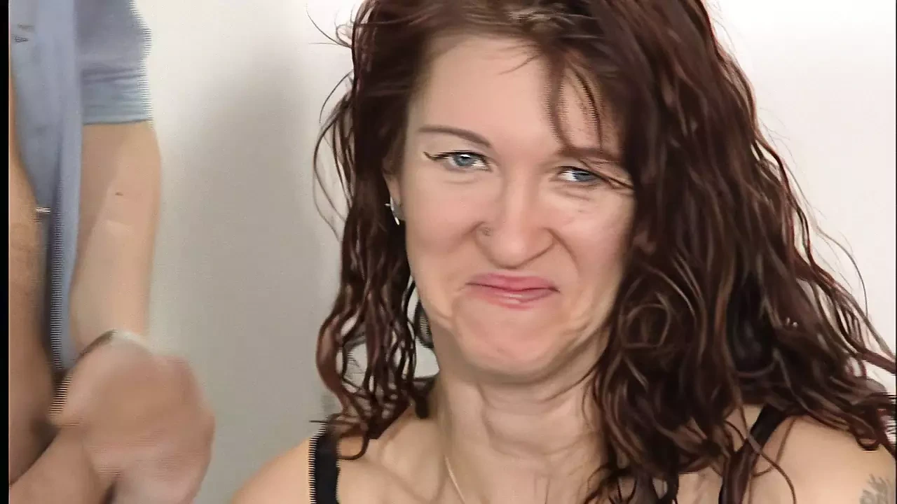 junges gepierctes luder faengr direkt beim casting an zu blasen