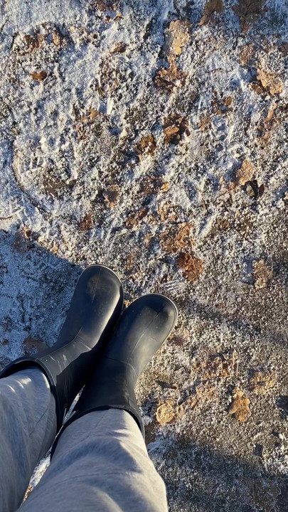 Развлечение в резиновых сапогах Crocs