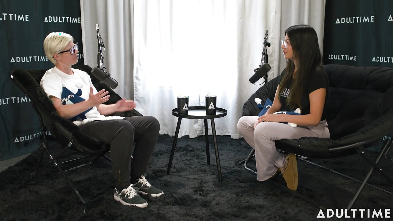 Cami Strella Surviving a Cult, Tiktok Fame & Non-monogamy the Adult Time Podcast