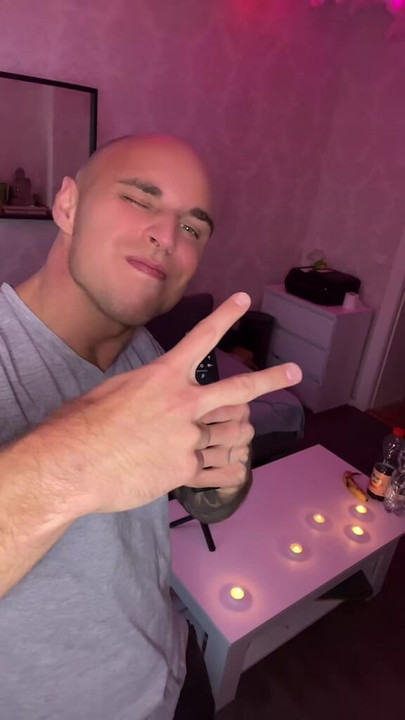 Budite zahvalni u životu na malim stvarima i pozitivno ćete rasti 
Volim te zabavljati