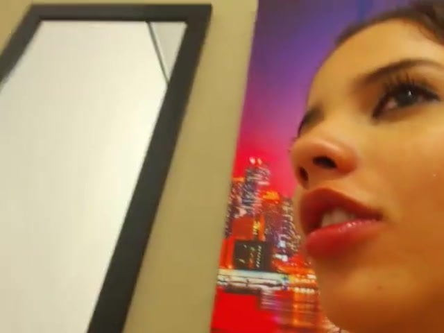 Hot Big Ass Ladies Lezzing Out SmokeBeauty