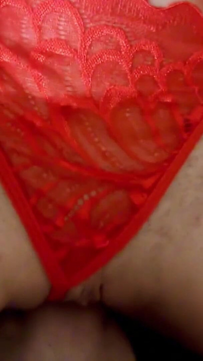 집에서 문제를 일으키는 음란한 아기 세라와 베릴 | 흑인 대물 자지와 섹스하는 흑인 대물