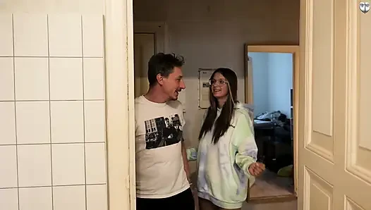 First Interview - Mit Nika Cyberslut Nackt in Der Badewanne