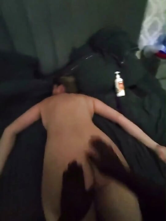 Tomsexkovi Delivers Volcanic Hot Blonde Massage