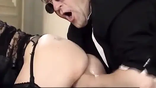 Bu Alman genç kız her iki deliğini parmaklattı