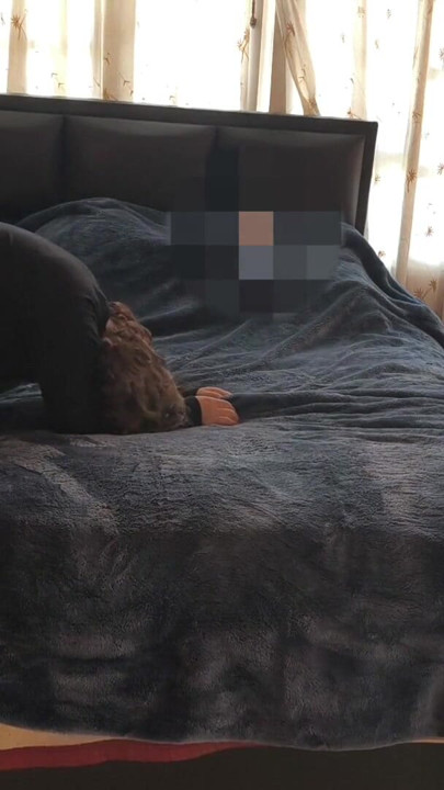 I convinced my mature friend from the gym again to fuck all day long | Clip 1