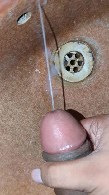 Me cumming hard