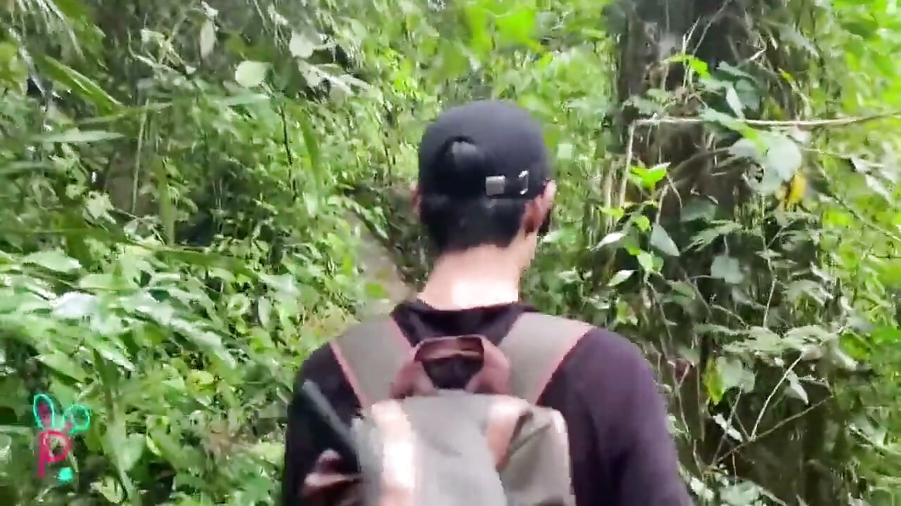 Isak thủ dâm ở giữa sông