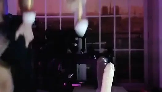 Dildo masama biniyorum