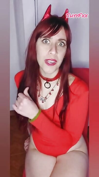 Shyyfxx yakalandı! Herkesin içinde en utanç verici seks deneyimlerim bölüm 2
