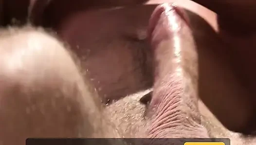 Schätzchen zum ficken, szene 4_asian brünette mit einem dicken arsch, der von einem großen schwanz gefickt wird, endet mit sperma oben