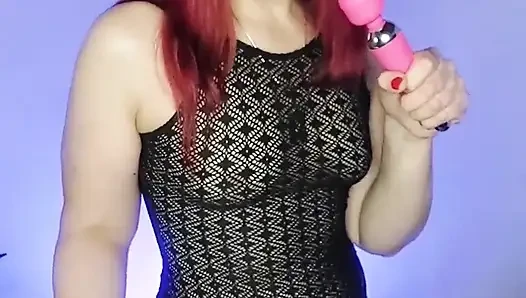 Mein chef erwischt mich mit der kleidung und dem spielzeug seiner frau! Lehn dich nicht zurück, ich werde tun, was es braucht!