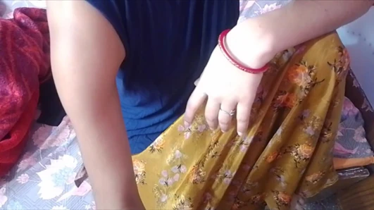 Sasur Ne Bahu Ko Akela Dekh Poocha Chudai Ke Liye (Indian Desi Sex)