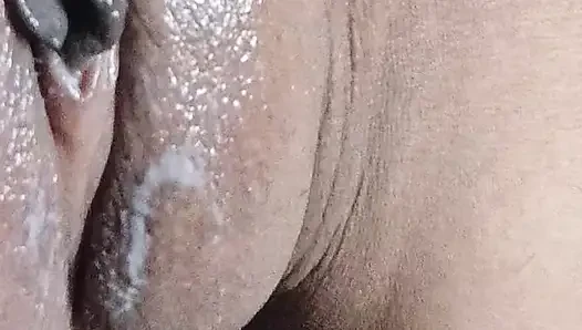 Desi Girl ne baal banakar khire ke sath masti ki