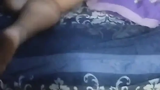 Резвиться
