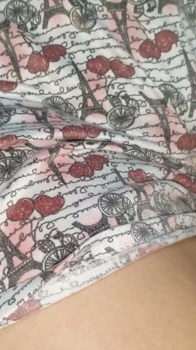 Xxx Desi - 當我操我的繼女時，我看到她的貓咪真可愛 | 短片 1
