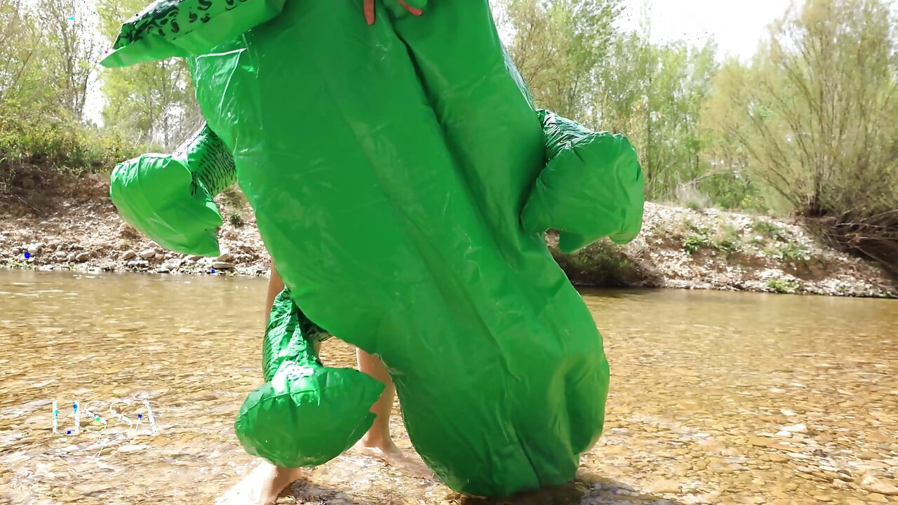 Double Deflation Double Masturbation Outdoors