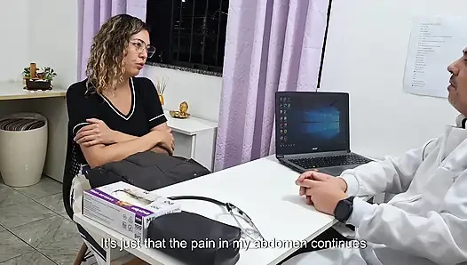 Student geht zum Arzt und er führt eine Bauchuntersuchung bei ihr durch. POV