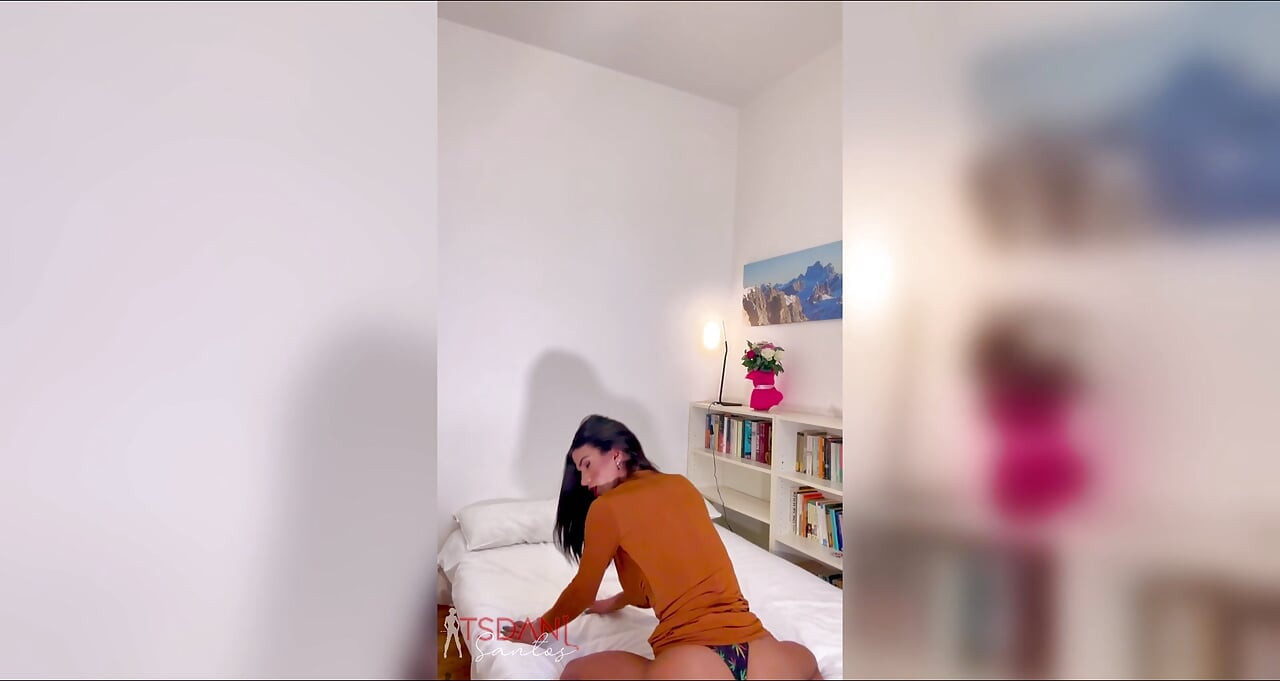 Daniela Santos ทําวิดีโอเย้ายวนและสนุกกับอิตาลีมาก