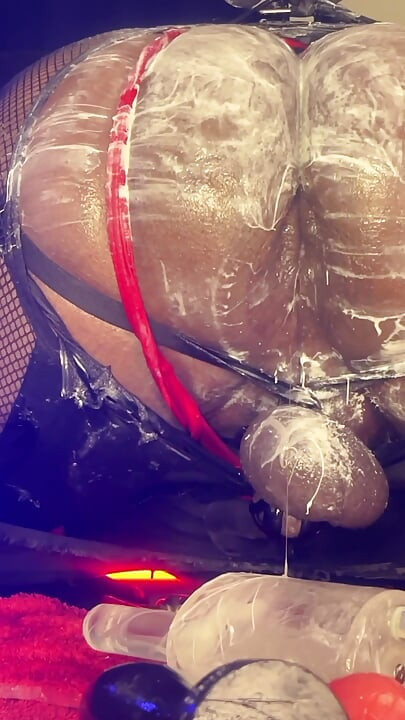 Anal Squat Fucking on Cone Dildo