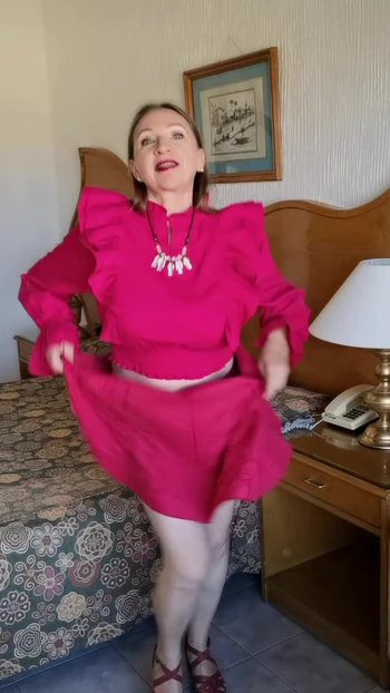 Lady in red show her ass