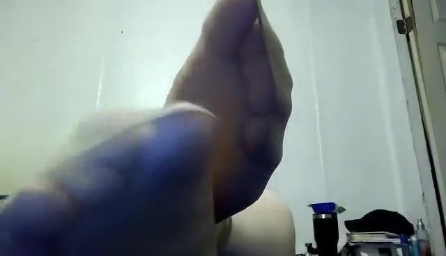 A tease of her nylon feet