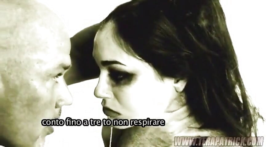 Slomljeno: Scena 2a s ulogama Sasha Grey, Mark Davis