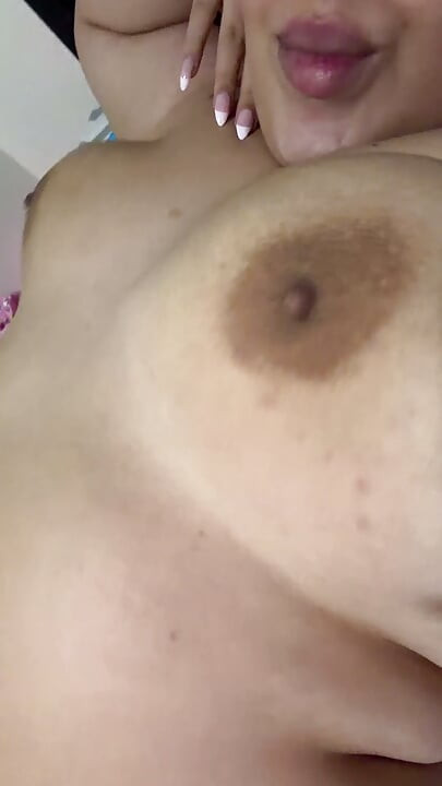 Hot mom bounces her huge tits very delicious