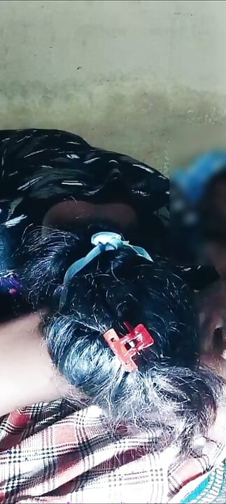 O do meu meio-irmão é muito gostoso.