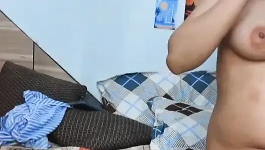 Ateşli Kız Arkadaş Seksi Bir Dans Yaptı. Yani Ruh Halim Oluştu. Ve Onu Siktim.