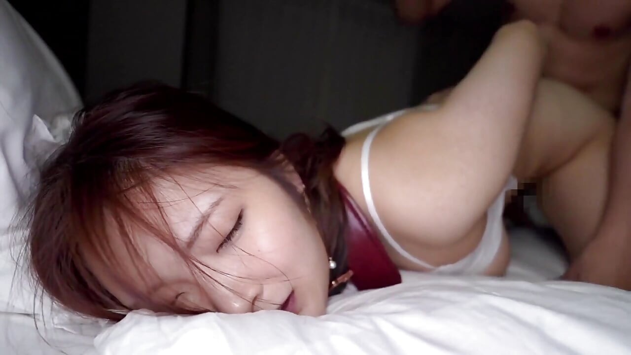 2. deo Rei, žena sa velikim sisama i teškom ljubavlju koja želi da spava sa tobom u obrnutom!